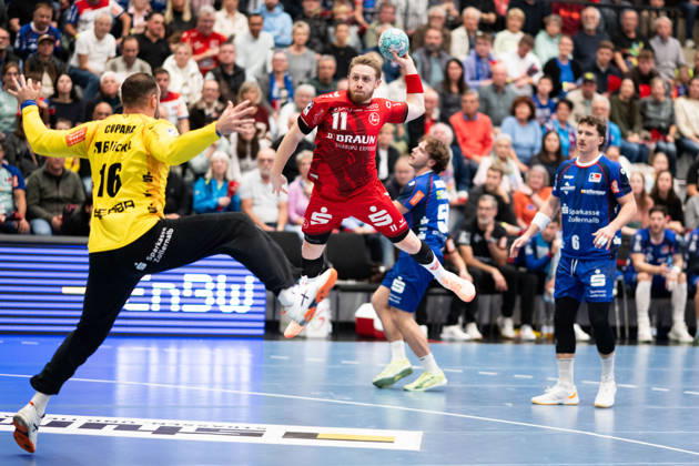 Dimitri Ignatow, MT Melsungen 11, scores from the wing, HBW Balingen Weilstetten vs. MT Melsungen GER, Opel 1 Handball Bundesliga, Championship, Matchday 10, 2026–2027 season, October 24, 2026, Eibner Press Photo by Andreas Ulmer: HBW Balingen Weilstetten vs. MT Melsungen GER, Opel 1 Handball Bundesliga, Championship, Matchday 10, 2026–2027 Season, October 24, 2026, Balingen Copyright: xEibner-Pressefoto AndreasxUlmerx EP_AUR