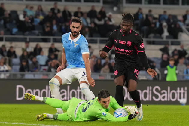 Lazio’s goalkeeper Christos Mandas Parma’s El Bilal Toure during the Serie A EniLive soccer match between Lazio and Parma at the Rome s Olympic stadium, Italy - Saturday October 23, 2026 - Soccer ( Photo by Alfredo Falcone LaPresse )  Copyright: xAlfredoxFalcone LaPressex