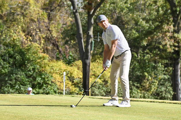 ST. LOUIS , MO - OCTOBER 24: George McNeill of the United States gets ready to tee off on the fifth hole during the second round of the PGA, Golf Herren TOUR Champions Stifel Charity Classic on Saturday October 24th, 2026 at Norwood Hills Country Club in St. Louis, MO (Photo by Rick Ulreich Icon Sportswire) GOLF: OCT 24 PGA TOUR Champions Stifel Charity Classic EDITORIAL USE ONLY Icon3889205