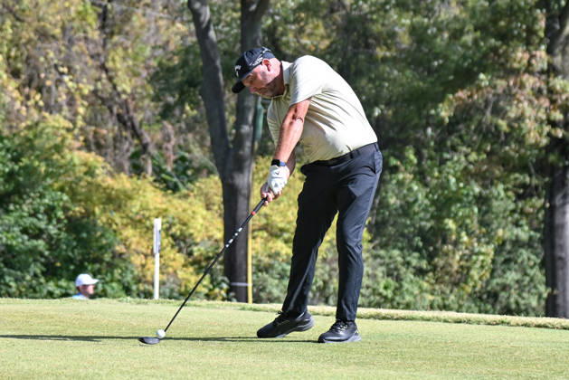 ST. LOUIS , MO - OCTOBER 24: David Bransdon of Australia takes his tee shot on the fifth hole during the second round of the PGA, Golf Herren TOUR Champions Stifel Charity Classic on Saturday October 24th, 2026 at Norwood Hills Country Club in St. Louis, MO (Photo by Rick Ulreich Icon Sportswire) GOLF: OCT 24 PGA TOUR Champions Stifel Charity Classic EDITORIAL USE ONLY Icon4016216