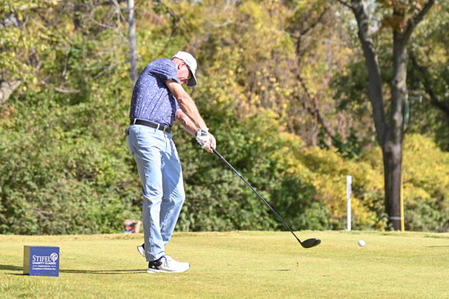 ST. LOUIS , MO - OCTOBER 24: Steve Flesch of the United States hits his tee shot on the fifth hole during the second round of the PGA, Golf Herren TOUR Champions Stifel Charity Classic on Saturday October 24th, 2026 at Norwood Hills Country Club in St. Louis, MO (Photo by Rick Ulreich Icon Sportswire) GOLF: OCT 24 PGA TOUR Champions Stifel Charity Classic EDITORIAL USE ONLY Icon4101220