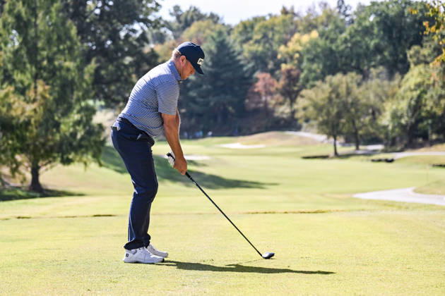 ST. LOUIS , MO - OCTOBER 24: Jamie Donaldson of Wales lines up his tee shot on the fifth hole during the second round of the PGA, Golf Herren TOUR Champions Stifel Charity Classic on Saturday October 24th, 2026 at Norwood Hills Country Club in St. Louis, MO (Photo by Rick Ulreich Icon Sportswire) GOLF: OCT 24 PGA TOUR Champions Stifel Charity Classic EDITORIAL USE ONLY Icon4191229