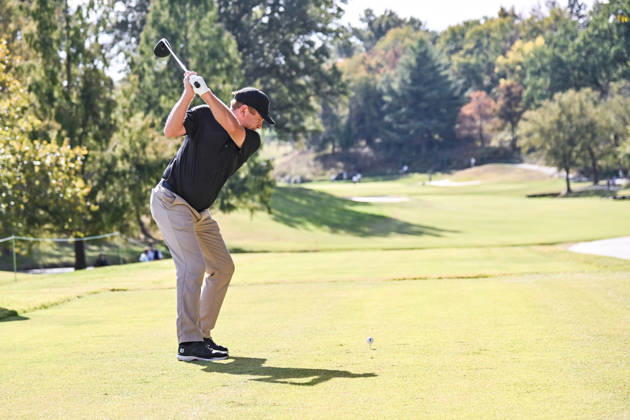 ST. LOUIS , MO - OCTOBER 24: Steve Allan of Australia starts his swing on the fifth tee during the second round of the PGA, Golf Herren TOUR Champions Stifel Charity Classic on Saturday October 24th, 2026 at Norwood Hills Country Club in St. Louis, MO (Photo by Rick Ulreich Icon Sportswire) GOLF: OCT 24 PGA TOUR Champions Stifel Charity Classic EDITORIAL USE ONLY Icon4243238