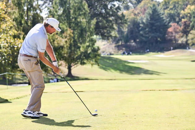 ST. LOUIS , MO - OCTOBER 24: Tim Petrovic of the United States strikes the ball on his tee shot from the fifth hole during the second round of the PGA, Golf Herren TOUR Champions Stifel Charity Classic on Saturday October 24th, 2026 at Norwood Hills Country Club in St. Louis, MO (Photo by Rick Ulreich Icon Sportswire) GOLF: OCT 24 PGA TOUR Champions Stifel Charity Classic EDITORIAL USE ONLY Icon4262239