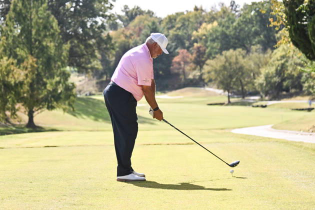 ST. LOUIS , MO - OCTOBER 24: Darren Clarke of the Bahamas lines up his tee shot on the fifth hole during the second round of the PGA, Golf Herren TOUR Champions Stifel Charity Classic on Saturday October 24th, 2026 at Norwood Hills Country Club in St. Louis, MO (Photo by Rick Ulreich Icon Sportswire) GOLF: OCT 24 PGA TOUR Champions Stifel Charity Classic EDITORIAL USE ONLY Icon4285245