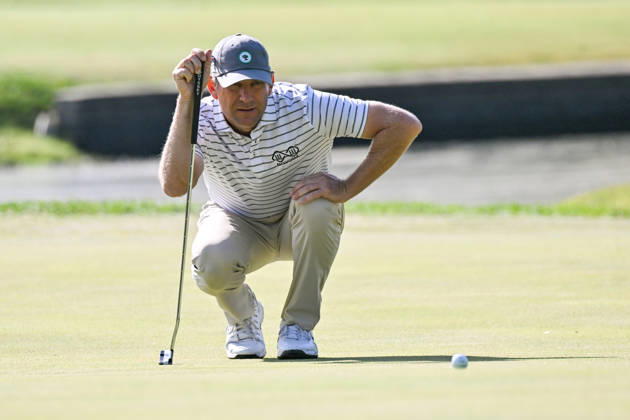 ST. LOUIS , MO - OCTOBER 24: George McNeill of the United States lines up his putt on the fourth green during the second round of the PGA, Golf Herren TOUR Champions Stifel Charity Classic on Saturday October 24th, 2026 at Norwood Hills Country Club in St. Louis, MO (Photo by Rick Ulreich Icon Sportswire) GOLF: OCT 24 PGA TOUR Champions Stifel Charity Classic EDITORIAL USE ONLY Icon5557202