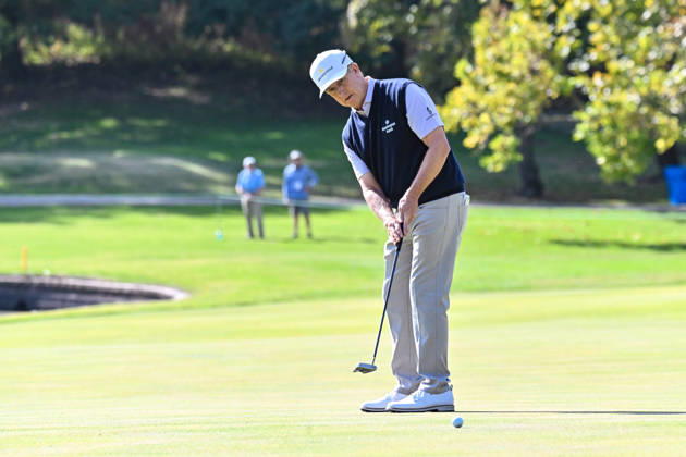 ST. LOUIS , MO - OCTOBER 24: David Toms of the United States puts on the fourth green during the second round of the PGA, Golf Herren TOUR Champions Stifel Charity Classic on Saturday October 24th, 2026 at Norwood Hills Country Club in St. Louis, MO (Photo by Rick Ulreich Icon Sportswire) GOLF: OCT 24 PGA TOUR Champions Stifel Charity Classic EDITORIAL USE ONLY Icon5645210