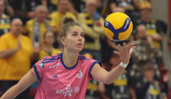 Stuttgart, DEKRA Bundesliga Volleyball: Allianz MTV Stuttgart vs. VfB Suhl LOTTO Thüringen, Pia Kästner Stgt