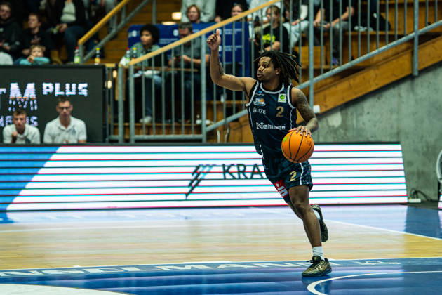 Corey McKeithan of Eisbären Bremerhaven, No. 02, gives instructions to his teammates, GER, Hakro Merlins Crailsheim vs. Eisbären Bremerhaven, Basketball, 2nd Basketball Bundesliga ProA, Men s, Matchday 6, 2026–2027 Season, October 24, 2026, GER, Hakro Merlins Crailsheim vs. Eisbären Bremerhaven, Basketball, 2nd Basketball Bundesliga ProA, Men, Matchday 6, 2026–2027 Season, October 24, 2026, Ilshofen Copyright: xEibner-Pressefoto ChristianxLangx EP_CLG