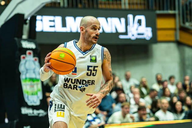 Simon Krajcovic, Hakro Merlins Crailsheim, 55 on the ball, GER, Hakro Merlins Crailsheim vs. Eisbären Bremerhaven, Basketball, 2nd Basketball Bundesliga ProA, Men s, Matchday 6, 2026–2027 Season, October 24, 2026, GER, Hakro Merlins Crailsheim vs. Eisbären Bremerhaven, Basketball, 2nd Basketball Bundesliga ProA, Men, Matchday 6, 2026–2027 Season, October 24, 2026, Ilshofen Copyright: xEibner-Pressefoto ChristianxLangx EP_CLG