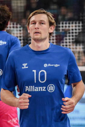 Daniel Joseph Wetter, Powervolleys Düren, No. 10 warming up, single frame, action, October 24, 2026, Düren, Germany, volleyball, Men s Bundesliga 1, regular season, SWD Powervolleys Düren vs. WWK Volleys Munich xmhx