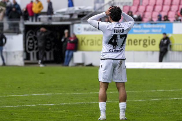 Arianit Ferati SVS, 47, player for SV Sandhausen SVS, cutout, full body, single image, single photo, action, looking disappointed, disappointment, frustration, pessimistic, October 24, 2026, Sandhausen, Germany, soccer, Regionalliga Southwest, SV Sandhausen vs. VfR Aalen xozx