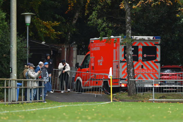 An ambulance takes an injured player to the hospital Soccer I Men I Regionalliga Nord I 2026–2027 Season I Matchday 15 I Eimsbütteler TV vs. SSV Jeddeloh II I October 24, 2026 I Sportpark Hinschenfelde
