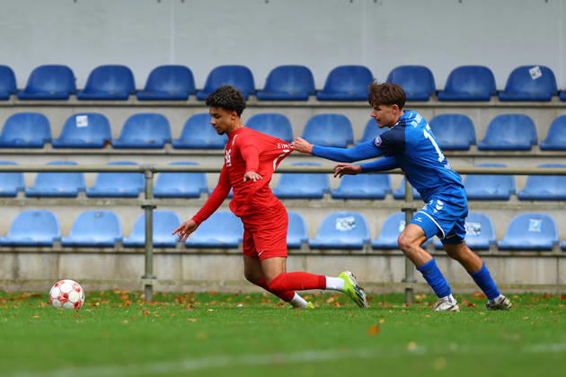 17 David Bilal Achamou Damala Eimsbütteler TV, 17 Ole Böttcher SSV Jeddeloh II Men’s Soccer I Regionalliga Nord I 2026–2027 Season I Matchday 15 I Eimsbütteler TV vs. SSV Jeddeloh II I October 24, 2026 I Sportpark Hinschenfelde