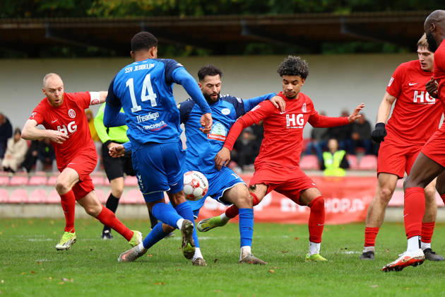 17 David Bilal Achamou Damala Eimsbütteler TV, 10 Kamer Krasniqi SSV Jeddeloh II Men s Soccer I Regionalliga Nord I 2026–2027 Season I Matchday 15 I Eimsbütteler TV vs. SSV Jeddeloh II I October 24, 2026 I Sportpark Hinschenfelde