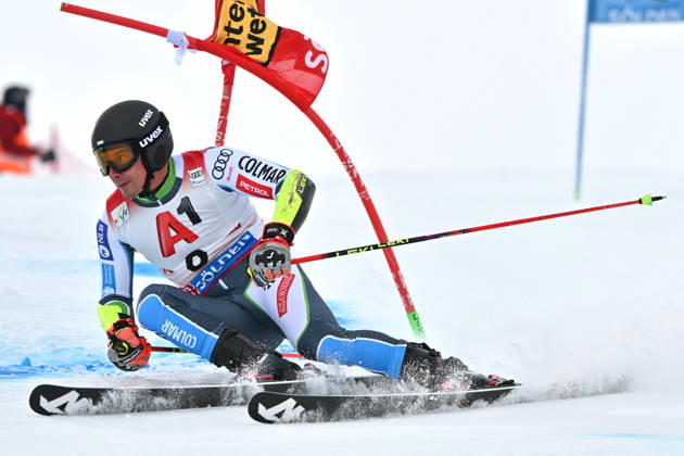 SOELDEN, AUSTRIA - OCTOBER 25: Zan Kranjec of Slovenia in action during the first run of the Men s Giant Slalom race of the Audi FIS Alpine Skiing World Cup season opening race on the Rettenbach glacier, Soelden on October 25, 2026 in Soelden, Austria. (Photo by Igor Kupljenik Sports Press Photo) Copyright: xIgorxKupljenikx xSPPx Sportspressphoto_SPR266962