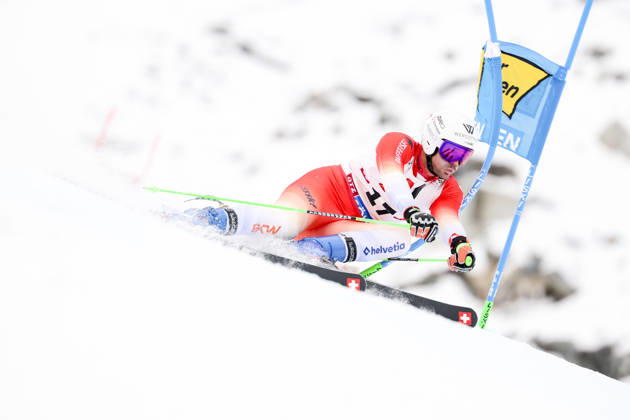 ALPINE SKIING - FIS WC Soelden SOELDEN,AUSTRIA,25.OCT.26 - ALPINE SKIING - FIS World Cup season opening, Rettenbachferner, giant slalom, men. Image shows Thomas Tumler (SUI).  GEPAxpictures xMaticxKlansek