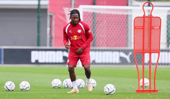 RB Leipzig Training, Bundesliga, Leipzig, October 25, 2026, RBL Academy Training Center, Soccer, Bundesliga, RB Leipzig Training, Pictured: Johan Bakayoko 11, RB Leipzig, Picture Point