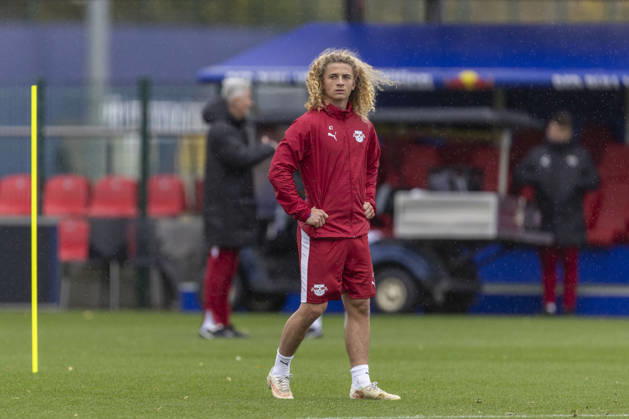 GER, Leipzig, Soccer, RB Leipzig public training session—pictured from left: Viggo Gebel, RB Leipzig 47, October 25, 2026, RB Leipzig Training Academy, Cottaweg, Leipzig; DFL and DFB regulations prohibit any use of photographs as image sequences and or quasi-video, Copyright: HMBxMedia PaulxFritz