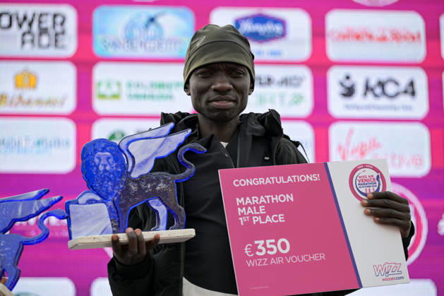 IPA90162065 - The winner of the 40th Venice Marathon in 2026, a marathon race held in Venice, Italy, on October 25, 2026  Copyright: xAlessioxMarini IPAxSportx xx IPA90162065 IPA90162065
