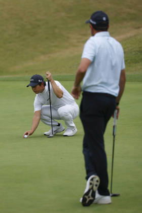 October 25, 2026, Cheonan, Chungnam, SOUTH KOREA: Oct 25, 2026-Cheonan, South Korea-Yuto KATSURAGAWA of Japan action on 16th Green during a DP World Tour Genesis Championship Final Round at Woo Jeong Hills CC in Cheonan, South Korea. Cheonan SOUTH KOREA - ZUMAr168 20261025_aap_r168_068 Copyright: xRyuxSeung-Ilx