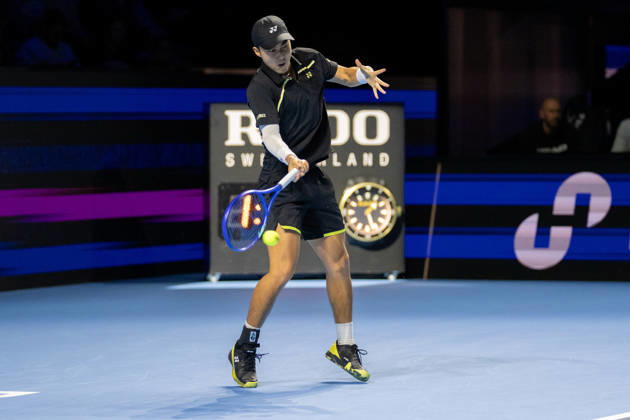 BASEL, SWITZERLAND, OCTOBER 25 — Rinky Hijikata of Australia hits a forehand against Yannick Hanfmann of Germany during Day 2 of the Swiss Indoors Basel at St. Jakobshalle on October 25, 2026, in Basel, Switzerland Copyright: xJustPictures.ch PascalxvonxBürenx jp-en-EuSpIm-Pavo_Fotografie-05326