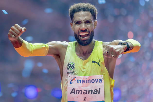 Mainova Frankfurt Marathon 2026: Amanal Petros of Germany Crosses the Finish Line in Second Place Mainova Frankfurt Marathon on October 25, 2026, in Frankfurt am Main, Frankfurt am Main, Hesse, Germany; Festhalle, race course