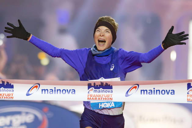 Mainova Frankfurt Marathon 2026: Blanka Dörfel of Germany crosses the finish line as the runner-up in the women s division at the Mainova Frankfurt Marathon on October 25, 2026, in Frankfurt am Main, Hesse, Germany; Festhalle, race course