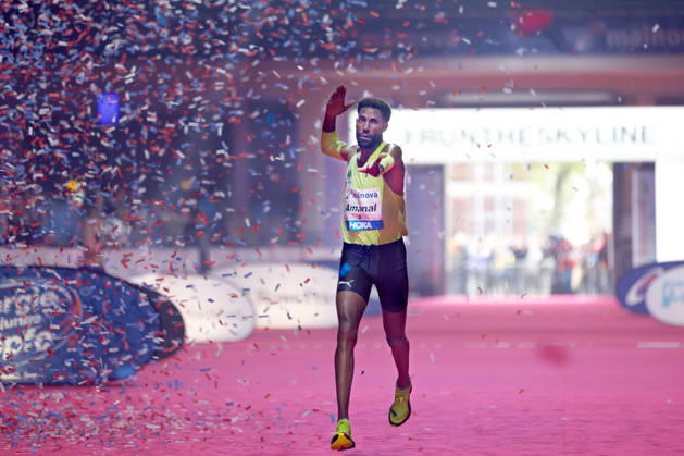 Mainova Frankfurt Marathon 2026: Amanal Petros of Germany Crosses the Finish Line in Second Place Mainova Frankfurt Marathon on October 25, 2026, in Frankfurt am Main, Frankfurt am Main, Hesse, Germany; Festhalle, race course