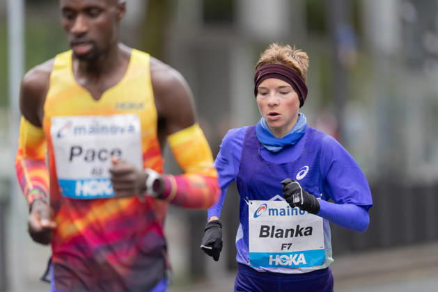 Mainova Frankfurt Marathon 2026: Blanka Dörfel of Germany Behind Her Pacemaker; Mainova Frankfurt Marathon on October 25, 2026, in Frankfurt am Main, Frankfurt am Main, Hesse, Germany; Festhalle; Race Course