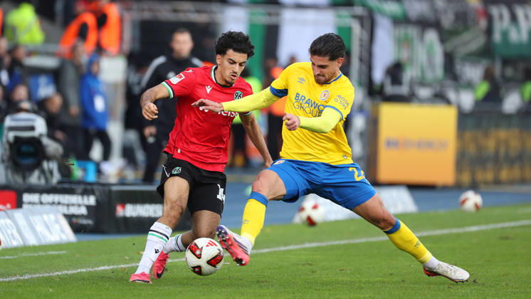 Football, 2nd Bundesliga, Eintracht Braunschweig v Hannover 96