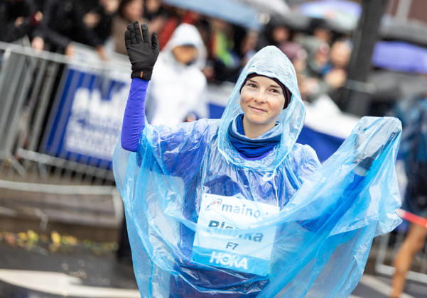 Mainova Frankfurt Marathon 2026 Frankfurt, October 25, 2026 Anticipation: Blanka Dörfel of the Berlin Athletics Capital Club shortly before the start of her marathon debut at the Mainova Frankfurt Marathon 2026 on October 25, 2026, in Frankfurt am Main, Germany Copyright: xBEAUTIFULxSPORTS R.xSchmittx