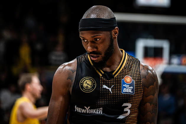 easyCredit BBL Phoenix Hagen vs. Basketball Löwen Braunschweig, Hagen, October 25, 2026, Ischelandhalle, Hagen; De Jour Reaves 3, Basketball Löwen Braunschweig; PG; easyCredit BBL Phoenix Hagen vs. Basketball Löwen Braunschweig, Hagen, October 25, 2026, Ischelandhalle, Hagen Copyright: xBEAUTIFULxSPORTS Piepenstockx
