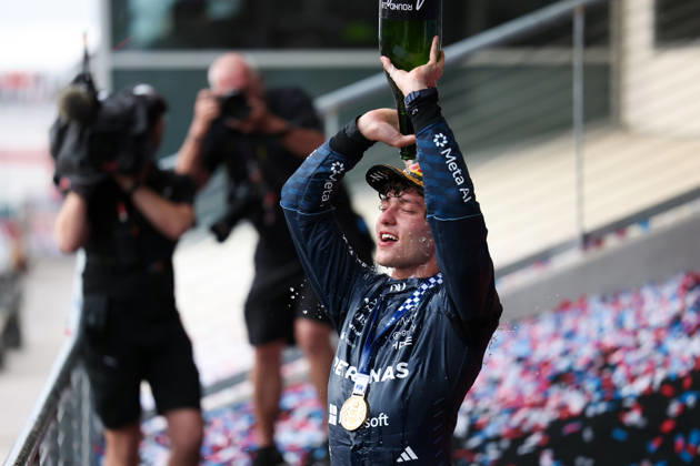 F1 - UNITED STATES GRAND PRIX 2026 KIMI ANTONELLI Andrea (ita), Mercedes AMG F1 Team W17, portrait podium during the 2026 Formula 1 United States Grand Prix, 18th round of the 2026 Formula One World Championship, WM, Weltmeisterschaft from October 23 to 25, 2026 on the Circuit of the America, in Austin, Texas, United States of America - AustinUnited States  Copyright: xEricxAlonsox