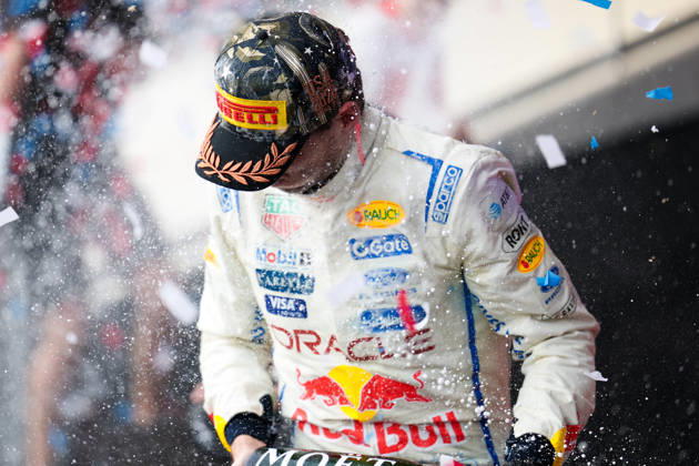 F1 - UNITED STATES GRAND PRIX 2026 VERSTAPPEN Max (nld), Red Bull Racing Ford RB22, portrait podium during the 2026 Formula 1 United States Grand Prix, 18th round of the 2026 Formula One World Championship, WM, Weltmeisterschaft from October 23 to 25, 2026 on the Circuit of the America, in Austin, Texas, United States of America - AustinUnited States  Copyright: xEricxAlonsox