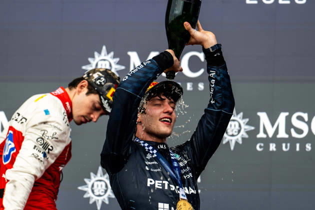 F1 - UNITED STATES GRAND PRIX 2026 KIMI ANTONELLI Andrea (ita), Mercedes AMG F1 Team W16, portrait podium during the 2026 Formula 1 United States Grand Prix, 18th round of the 2026 Formula One World Championship, WM, Weltmeisterschaft from October 23 to 25, 2026 on the Circuit of the America, in Austin, Texas, United States of America - AustinUnited States  Copyright: xALBERTOxVIMERCATIx