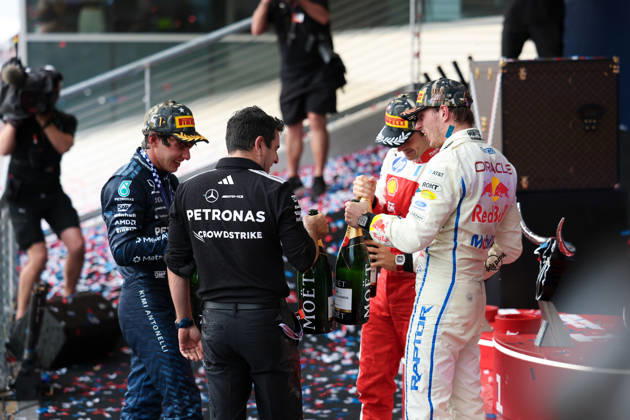 F1 - UNITED STATES GRAND PRIX 2026 KIMI ANTONELLI Andrea (ita), Mercedes AMG F1 Team W17, portrait, VERSTAPPEN Max (nld), Red Bull Racing Ford RB22, portrait and LECLERC Charles (mco), Scuderia Ferrari SF-26, portrait podium during the 2026 Formula 1 United States Grand Prix, 18th round of the 2026 Formula One World Championship, WM, Weltmeisterschaft from October 23 to 25, 2026 on the Circuit of the America, in Austin, Texas, United States of America - AustinUnited States Copyright: xEricxAlonsox