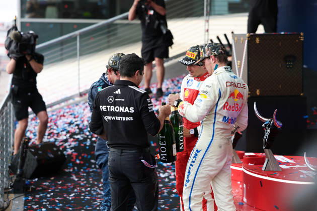 F1 - UNITED STATES GRAND PRIX 2026 KIMI ANTONELLI Andrea (ita), Mercedes AMG F1 Team W17, portrait, VERSTAPPEN Max (nld), Red Bull Racing Ford RB22, portrait and LECLERC Charles (mco), Scuderia Ferrari SF-26, portrait podium during the 2026 Formula 1 United States Grand Prix, 18th round of the 2026 Formula One World Championship, WM, Weltmeisterschaft from October 23 to 25, 2026 on the Circuit of the America, in Austin, Texas, United States of America - AustinUnited States Copyright: xEricxAlonsox