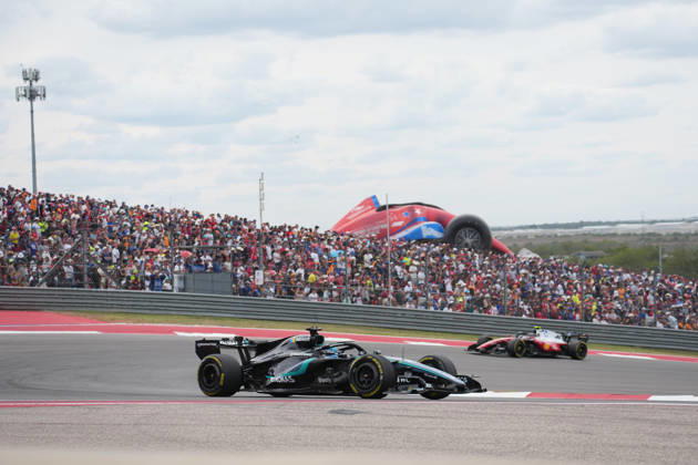 October 25, 2026, Circuit of The Americas, Austin, 2026 FORMULA 1 MSC CRUISES UNITED STATES GRAND PRIX, George Russell (GBR), Mercedes AMG Petronas Formula One Team, Lewis Hamilton (GBR), Scuderia Ferrari HP Photo by Hasan Bratic, DeFodi Images