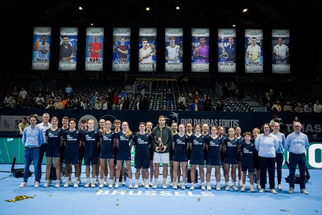 Tallon Griekspoor of the Netherlands and the ball kids celebrate after winning the European Open ATP, Tennis Herren tennis tournament in Brussels, on Sunday 25 October 2026. This year s edition of the tournament is taking place from 17 to 25 October JASPERxJACOBS  x191047247x
