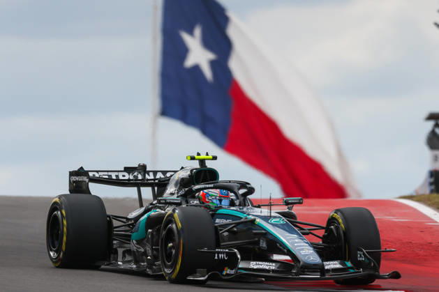 AUSTIN, TX - OCTOBER 25: Andrea Kimi Antonelli (12) of Italy and Mercedes-AMG PETRONAS Formula One Team races through turn 10 during the the Formula 1 MSC Cruises United States Grand Prix on October 25, 2026, at Circuit of The Americas in Austin, Texas.(Photo by Adam Davis Icon Sportswire) AUTO: OCT 25 F1 United States Grand Prix EDITORIAL USE ONLY Icon261025392