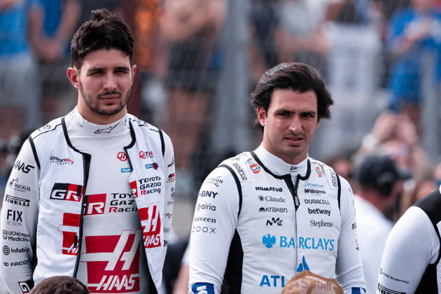 AUSTIN, UNITED STATES, OCT 25: Esteban Ocon of France and TGR Haas F1 Team (L) and Carlos Sainz Jr of Spain and Atlassian Williams F1 Team (R) during the F1 Grand Prix of United States at Circuit of The Americas on October 25, 2026 in Austin, Texas (photo by Richard Callis Sports Press Photo) Copyright: xRichardxCallis SportsxPressxPhotox Sportspressphoto_SPR268343