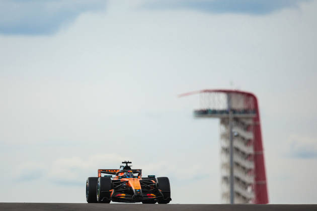 F1 - UNITED STATES GRAND PRIX 2026 81 PIASTRI Oscar (aus), McLaren F1 Team MCL40, action during the 2026 Formula 1 United States Grand Prix, 18th round of the 2026 Formula One World Championship, WM, Weltmeisterschaft from October 23 to 25, 2026 on the Circuit of the America, in Austin, Texas, United States of America - AustinUnited States  Copyright: xEricxAlonsox