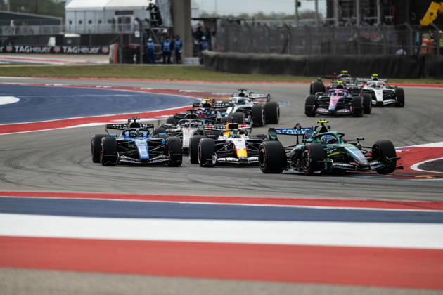 F1 - UNITED STATES GRAND PRIX 2026 start of the race, depart, 14 ALONSO Fernando (spa), Aston Martin F1 Team AMR26, action 41 LINDBLAD Arvid (gbr), Visa Cash App RB F1 Team VCARB03, action 23 ALBON Alexander (tha), Williams F1 Team FW48, action during the 2026 Formula 1 United States Grand Prix, 18th round of the 2026 Formula One World Championship, WM, Weltmeisterschaft from October 23 to 25, 2026 on the Circuit of the America, in Austin, Texas, United States of America - AustinUnited States Copyright: xALBERTOxVIMERCATIx