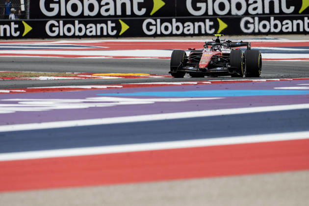 October 25, 2026: Lewis Hamilton (44) with Scuderia Ferrari HP F1 Team in action during the championship race at the Formula 1 MSC Cruises United States Grand Prix, Circuit of the Americas. Austin, Texas. CSM Formula One 2026: Formula 1 MSC Cruises United States Grand Prix OCT 25  - ZUMAc04_ 20261025_faf_c04_048 Copyright: xMarioxCantux