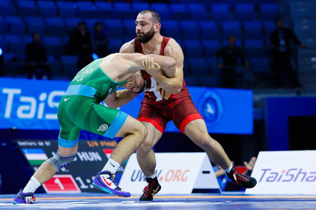 Senior World Championships, 87 kg Greco-Roman: Semen Sergeevich Novikov (BUL) defeated Lasha Gobadze (GEO) Copyright: xKostadinxAndonovx