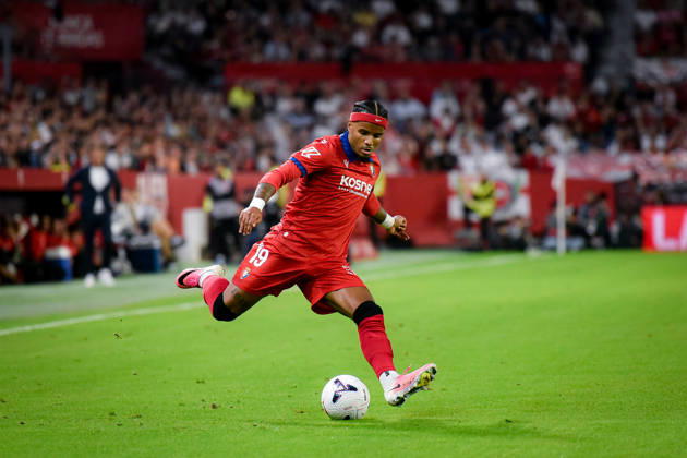 ESP LaLiga EA Sports Sevilla FC vs. Osasuna Valentin Rosier of Osasuna during the LaLiga EA Sports match between Sevilla FC and Osasuna, played at the Ramón Sánchez Pizjuán Stadium in Seville on October 26, 2026, in Spain. Spanish Soccer Copyright: xAgenciaxLOFx