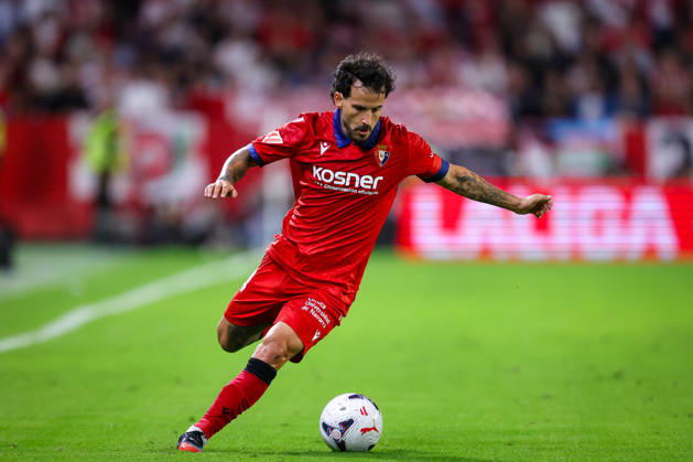 Sevilla FC v Club Atletico Osasuna- LaLiga EA Sports SEVILLA, SPAIN - OCTOBER 26: Ruben Garcia of CA Osasuna in action during the LaLiga EA Sports 2026 27 match between Sevilla FC and Club Atletico Osasuna at Ramon Sanchez Pizjuan Stadium on October 26, 2026 in Sevilla, Spain. (Photo by Rafael Roman Photo Players Images Magara Press) Sevilla Ramon Sanchez Pizjuan Stadium Spain Copyright: xRafaelxRomanx