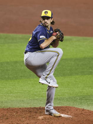 MLB, Baseball Herren, USA World Series Game 3 - Tampa Bay Rays v Milwaukee Brewers Milwaukee Brewers starting pitcher Robert Gasser in action during the Major League Baseball (MLB) World Series Game 3 between the Milwaukee Brewers and Tampa Bay Rays at Tropicana Field in St. Petersburg, Florida, USA, 26 October 2026. ST. PETERSBURG FLORIDA UNITED STATES  Copyright: xGARYxBOGDONx