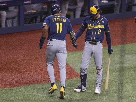 MLB, Baseball Herren, USA World Series Game 3 - Tampa Bay Rays v Milwaukee Brewers Milwaukee Brewers left fielder Jackson Chourio (L) celebrates scoring the first run with Milwaukee Brewers second baseman Brice Turang during the Major League Baseball (MLB) World Series Game 3 between the Milwaukee Brewers and Tampa Bay Rays at Tropicana Field in St. Petersburg, Florida, USA, 26 October 2026. ST. PETERSBURG FLORIDA UNITED STATES  Copyright: xGARYxBOGDONx